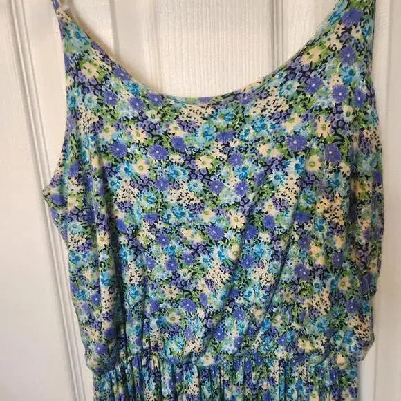 LUSH Women's Floral Maxi Dress - Size Small - Spring/Summer/Feminine/Girly - Picture 2 of 9